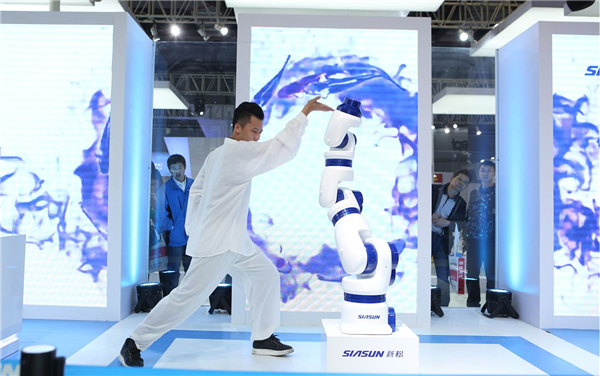 致敬勇于創新的行業先行者（上篇）——協作機器人的誕生